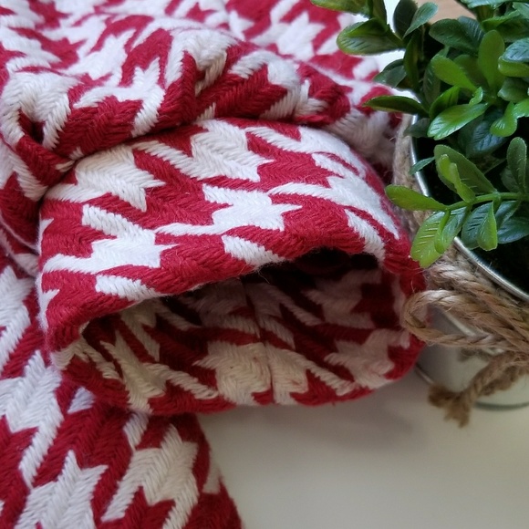 ***SOLD***Red & White Tailored Houndstooth Peacoat - Picture 6 of 8